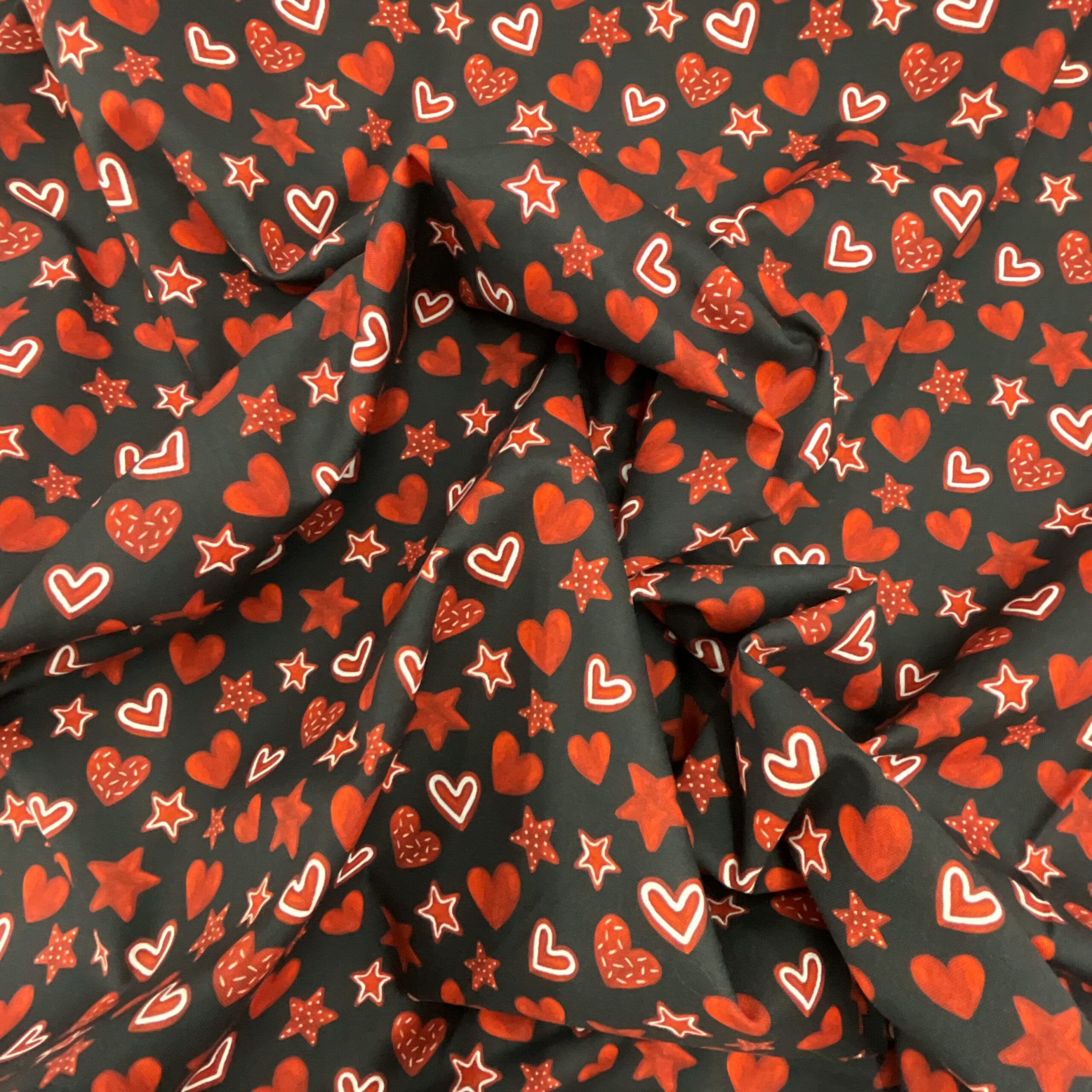 quilters cotton | red hearts