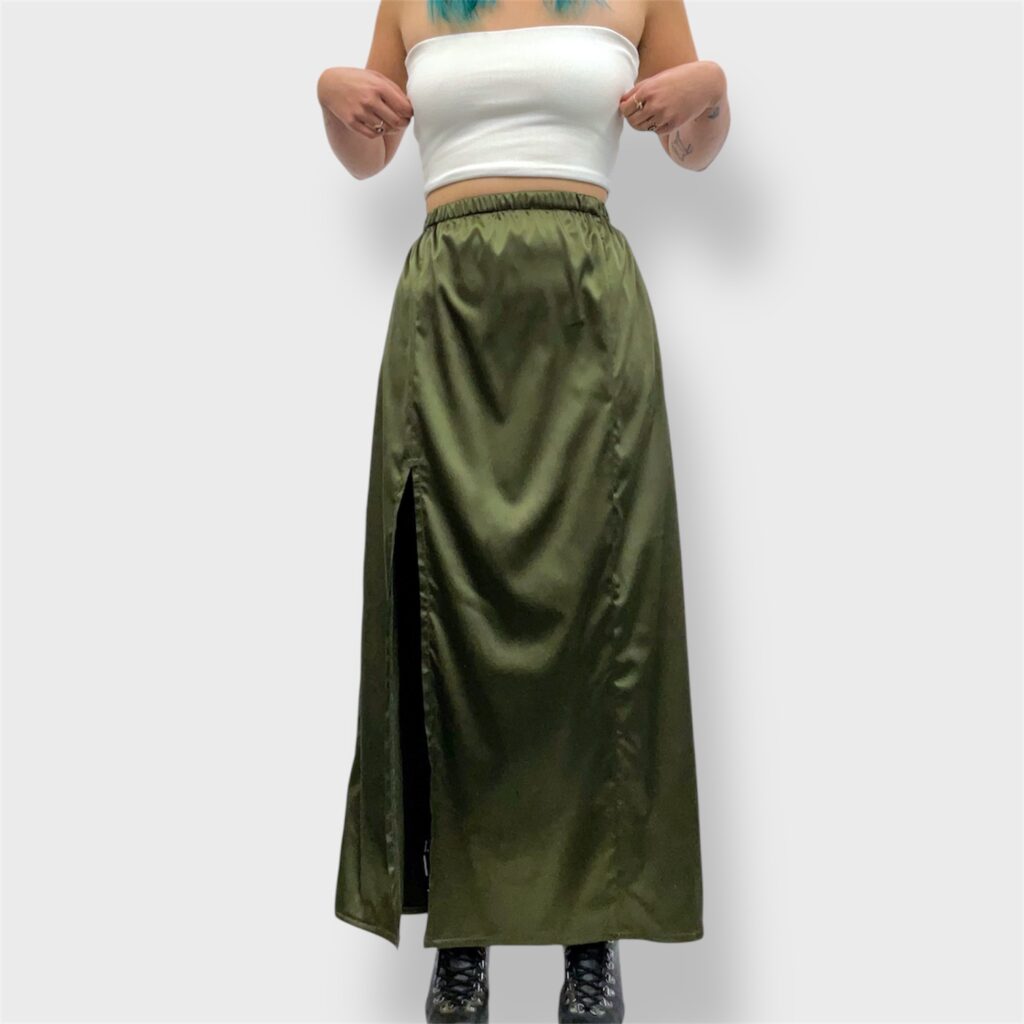 satin skirt with slit1
